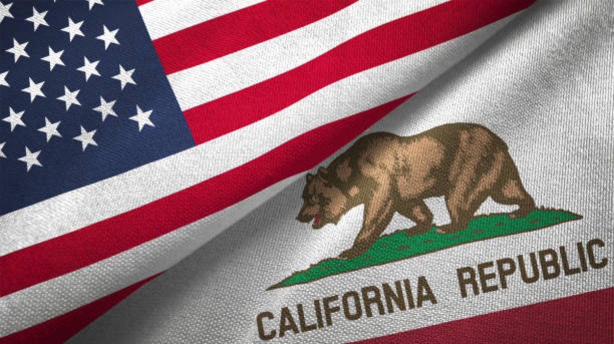 California Passes Bill That Ban Public Officials From Issuing Memecoins